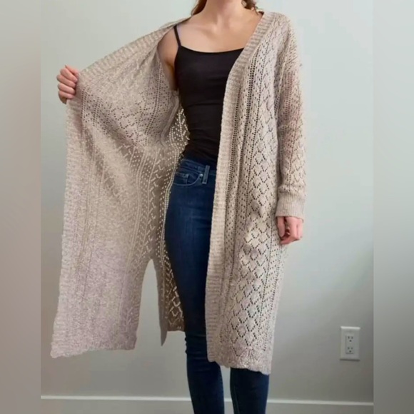 New Open Front Solid Crochet Hollow Cardigan Knit Long Sleeve Split Neutral NWT - Picture 11 of 16
